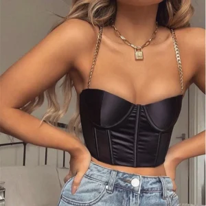 Crop Top Satin Noir Chaînes