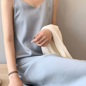 Robe Longue Satin Bleue