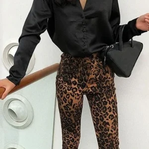 Chemisier Satin Noir Avec Boutons