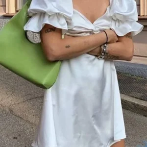 Robe Satin Blanche Fluide