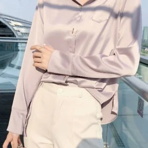 Chemisier Satin Boutons Dorés