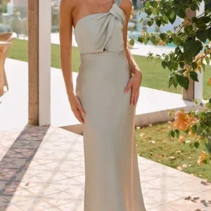 Robe invitée mariage chic asymétrique midi