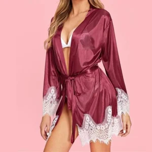 Kimono Satin Rouge Court