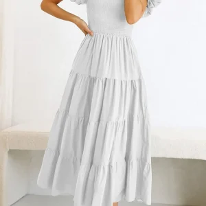 Robe longue smockée