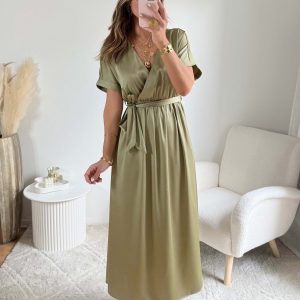 Robe longue satinée vert sauge – Louisa