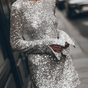 Robe droite a paillette