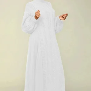 Robe en laine torsadée