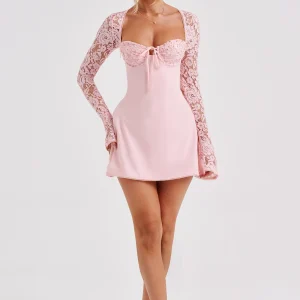 Robe rose poudré dentelle