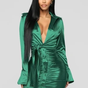 Robe Satin Verte Décolleté