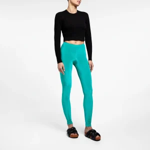 Vert Émeraude Coupe Classique