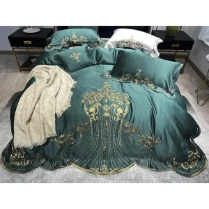 Parure de Lit Satin Brodé