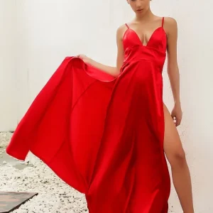 Robe Satin Rouge Longue Glamour