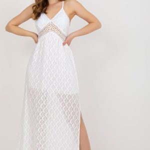 Robe d'été blanche longue en dentelle