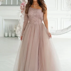 Robe de bal rose poudré