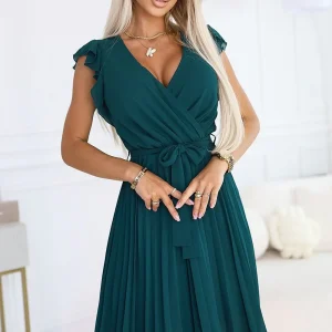 Robe plissée verte sans manches