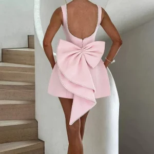Robe invitée de mariage dos nu rose poudré