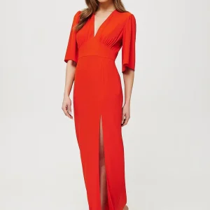 Robe rouge longue taille empire